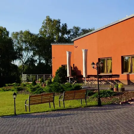Skarpa Hotel 2*